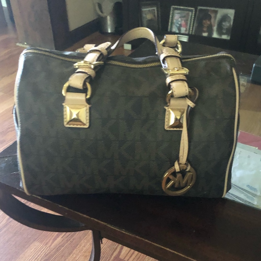 Michael Kor Purse, only used once